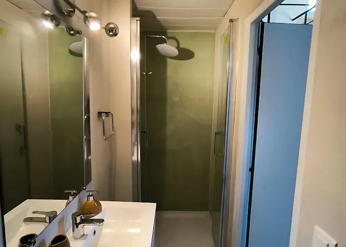 Place Du Marche - Premiere Conciergerie * نيم