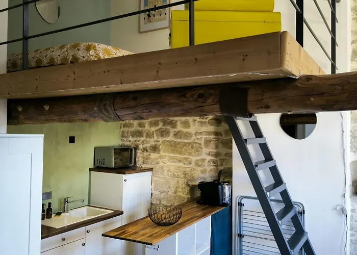 Place Du Marche - Premiere Conciergerie نيم