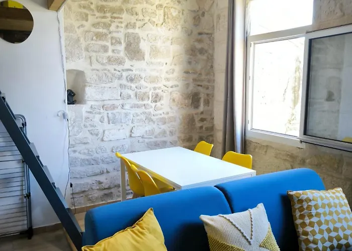 Place Du Marche - Premiere Conciergerie * نيم